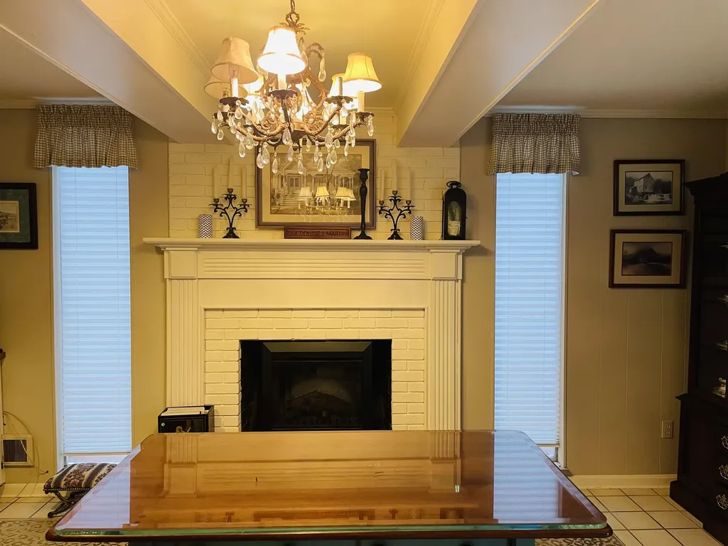 310 Sunny Brook Lane Heidrick KY 40949