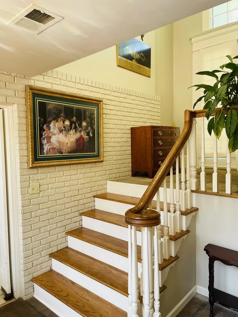 310 Sunny Brook Lane Heidrick KY 40949