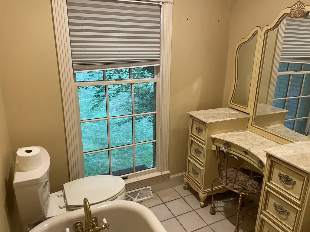 310 Sunny Brook Lane Heidrick KY 40949
