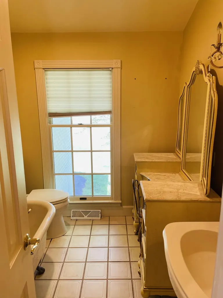 310 Sunny Brook Lane Heidrick KY 40949