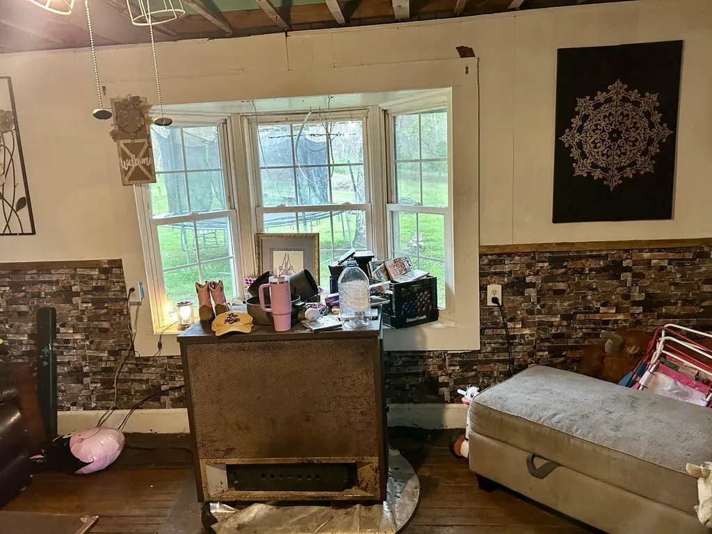 1747 Indian Creek-gray Road Corbin KY 40701