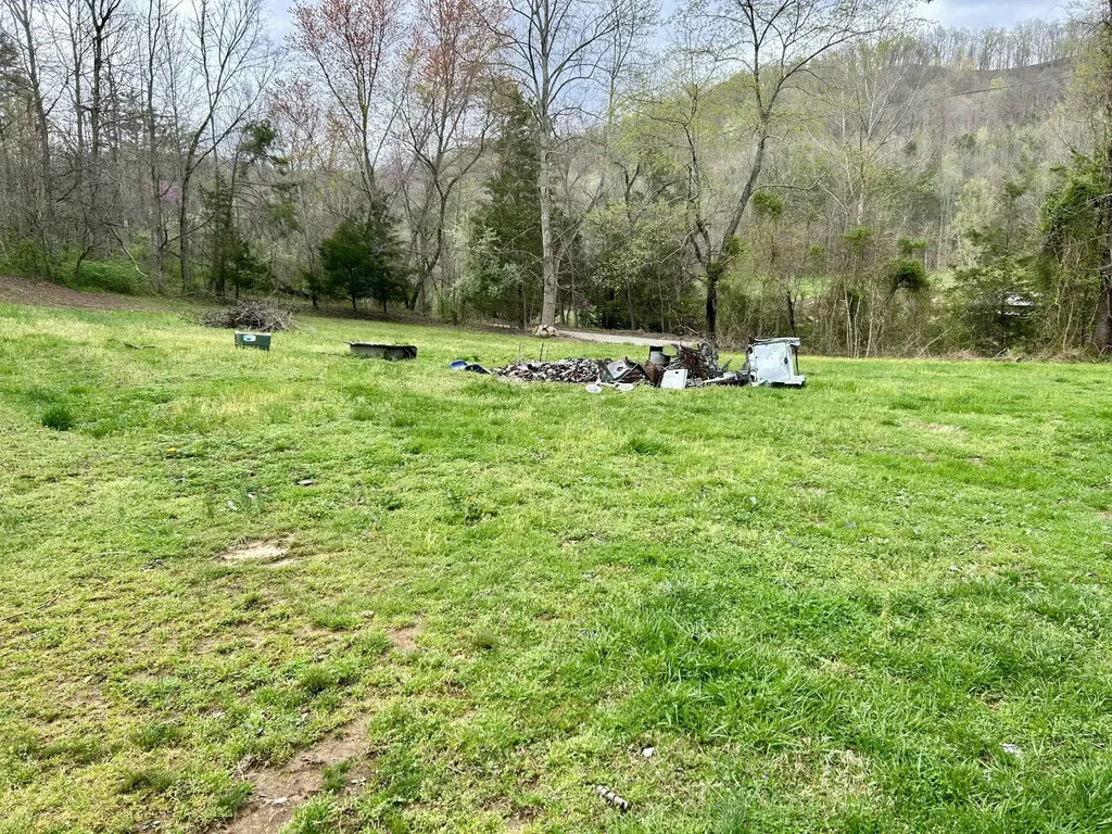 1747 Indian Creek-gray Road Corbin KY 40701