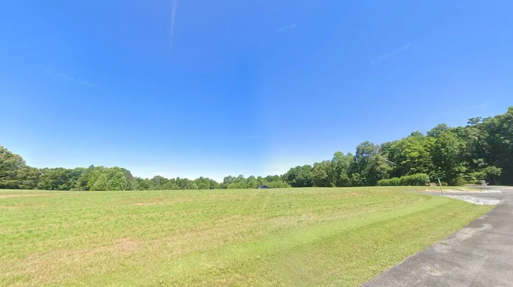 Lot 80 Captain's Point Subdivision Jamestown KY 42629