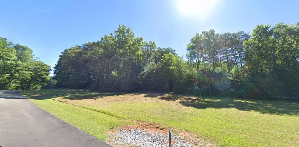 Lot 62 & 63 Captain's Point Subdivision Jamestown KY 42629
