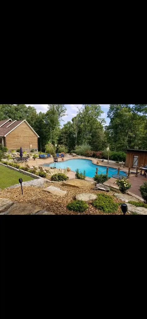256 E Main Street Mt Vernon KY 40456