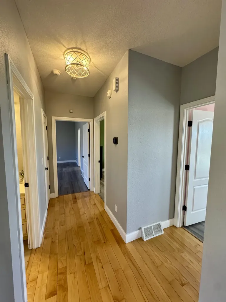 192 Pond View Drive Strunk KY 42649