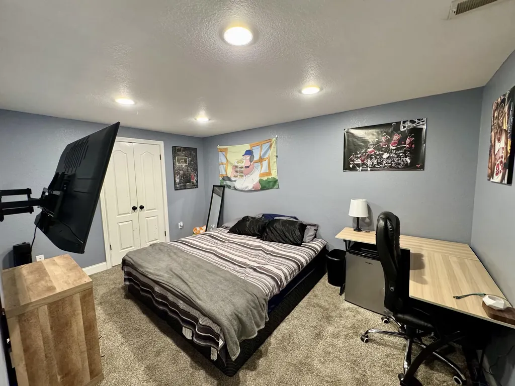192 Pond View Drive Strunk KY 42649