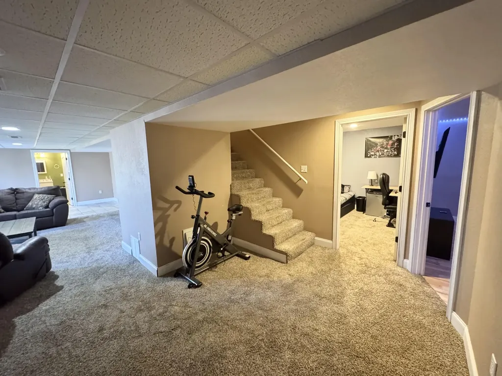 192 Pond View Drive Strunk KY 42649