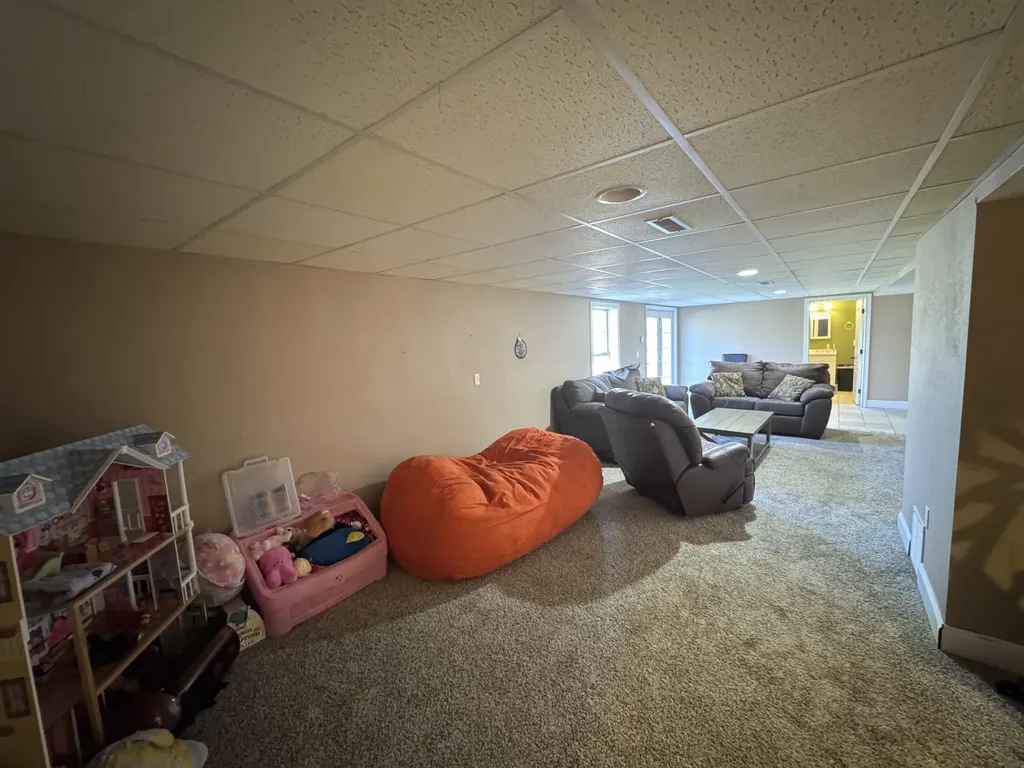 192 Pond View Drive Strunk KY 42649