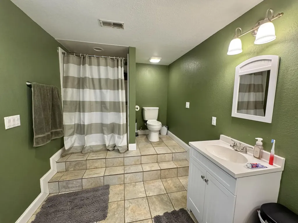192 Pond View Drive Strunk KY 42649