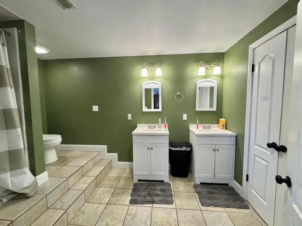 192 Pond View Drive Strunk KY 42649