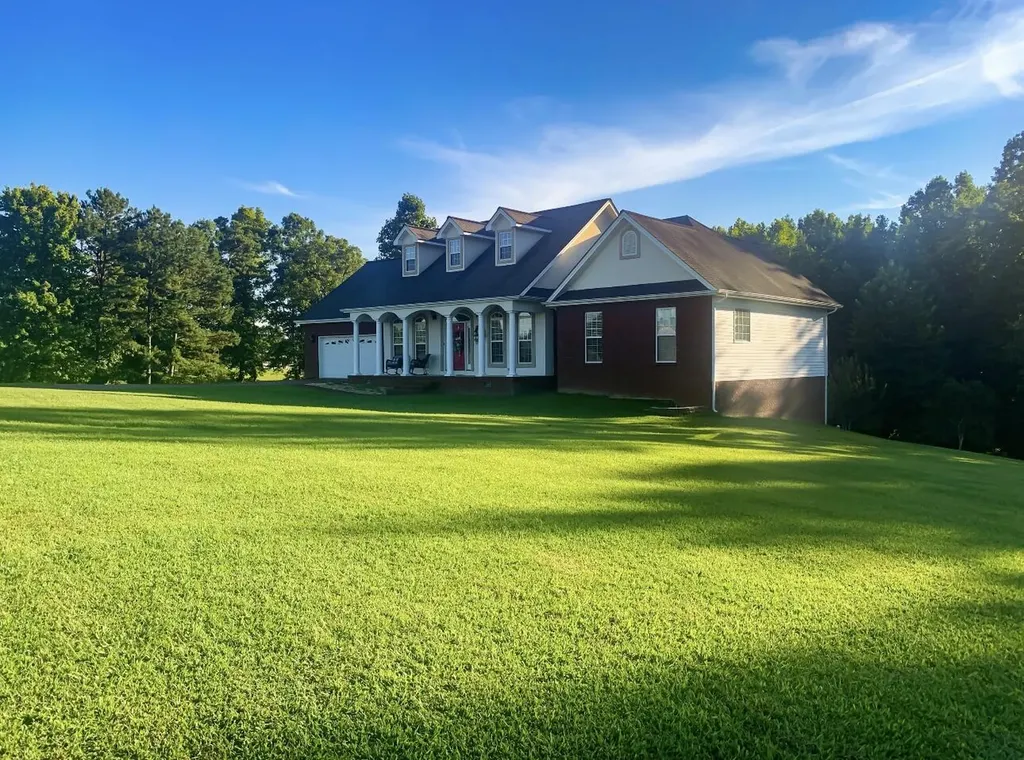 192 Pond View Drive Strunk KY 42649