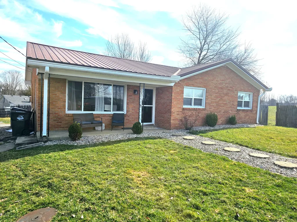158 Riley Street Stamping Ground KY 40379