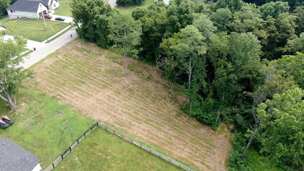 1027 Morris Drive Richmond KY 40475