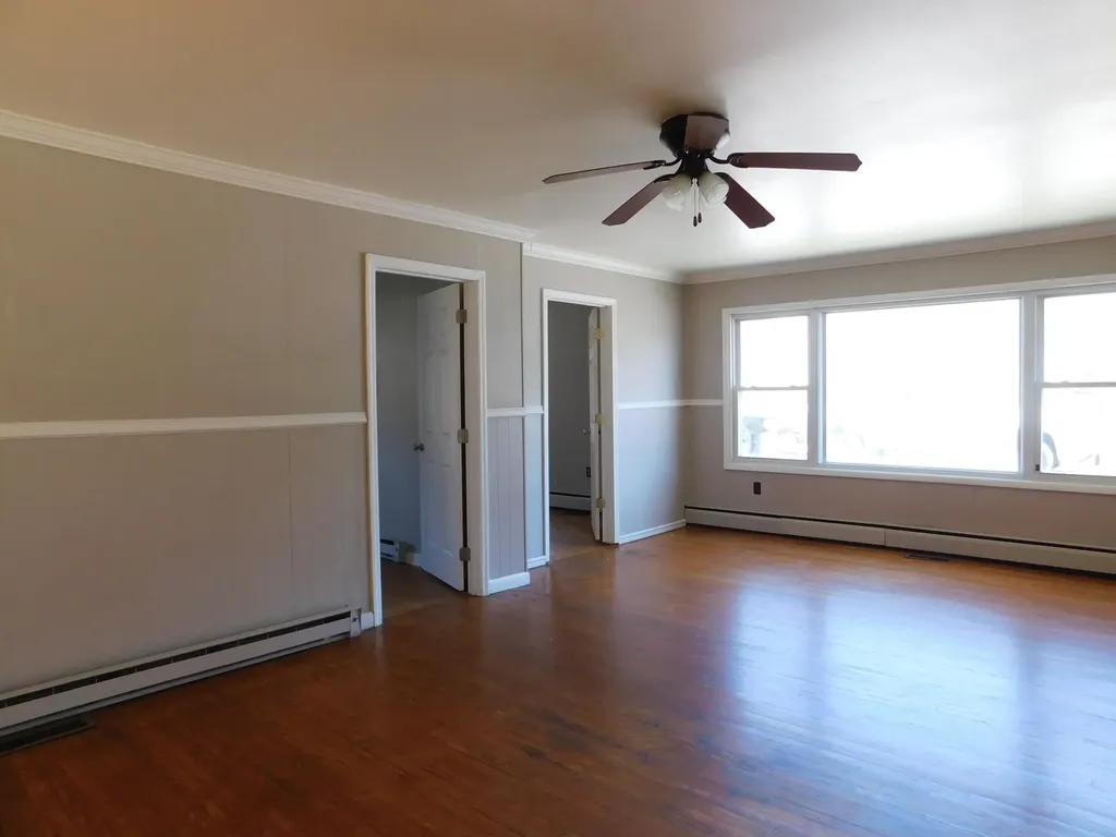 101 Dizney Evarts KY 40828