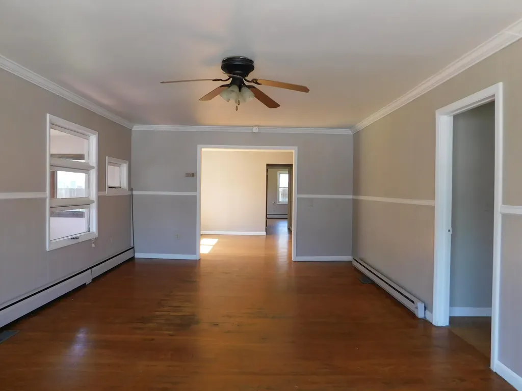 101 Dizney Evarts KY 40828
