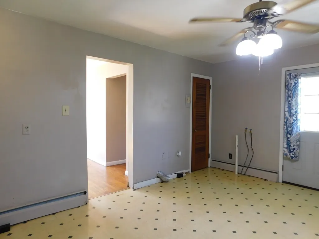 101 Dizney Evarts KY 40828