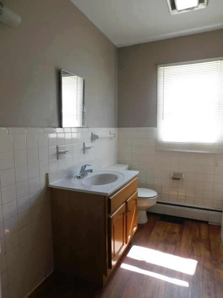 101 Dizney Evarts KY 40828