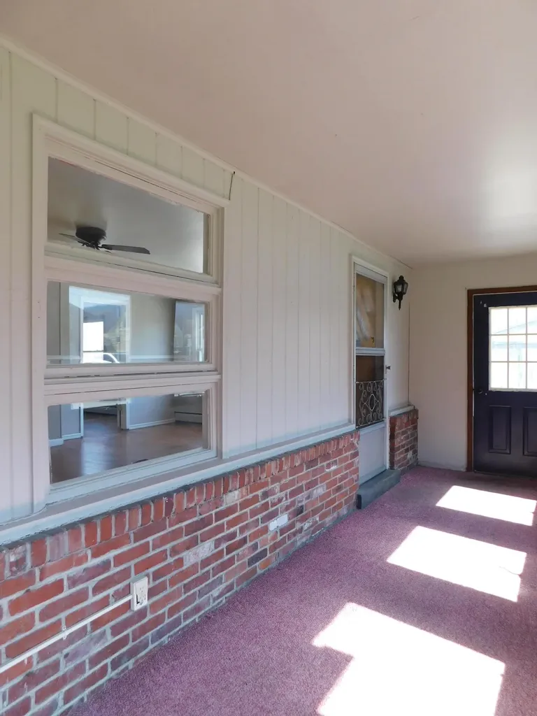 101 Dizney Evarts KY 40828