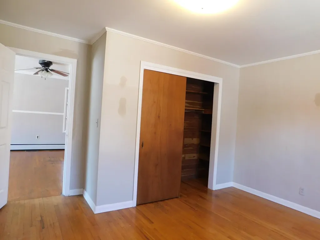 101 Dizney Evarts KY 40828
