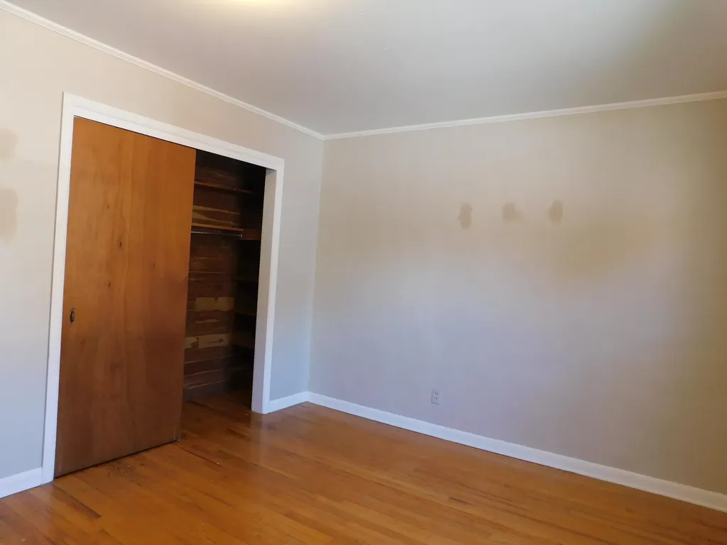 101 Dizney Evarts KY 40828