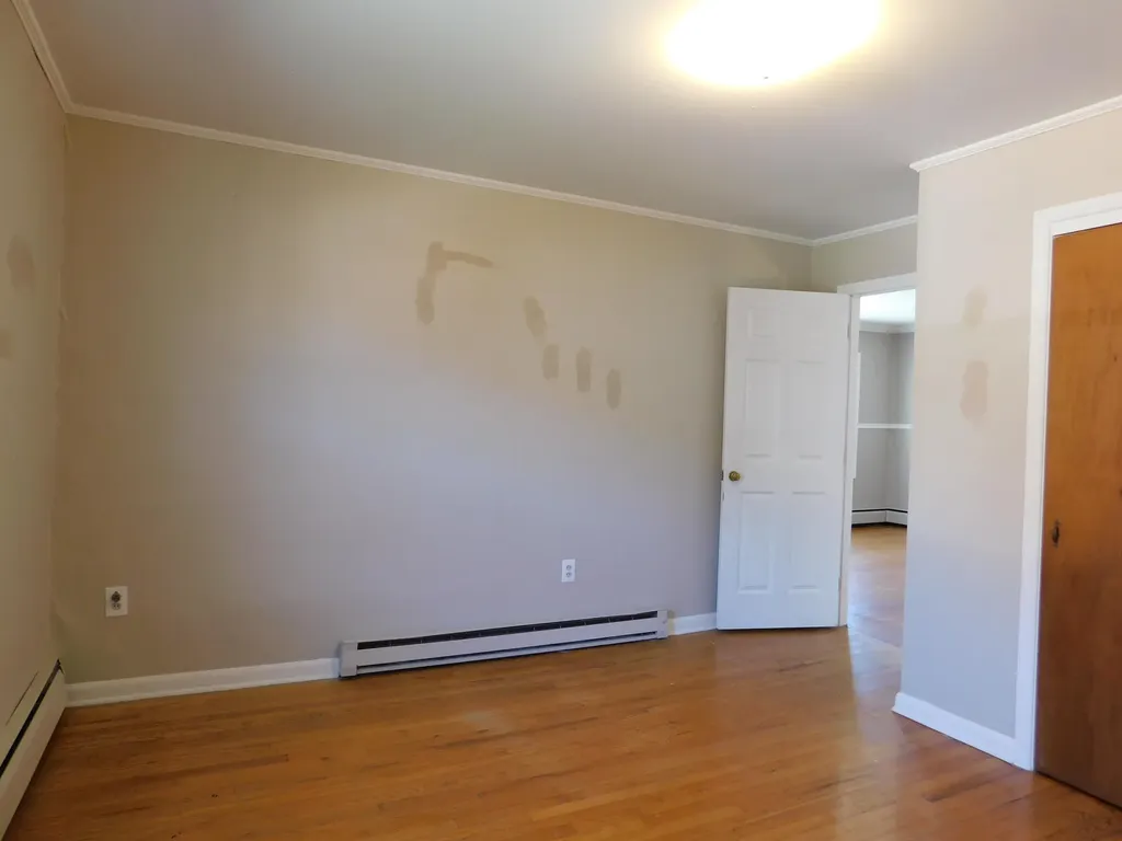 101 Dizney Evarts KY 40828