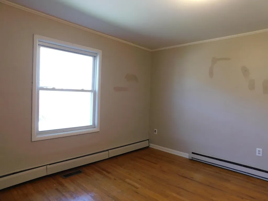 101 Dizney Evarts KY 40828