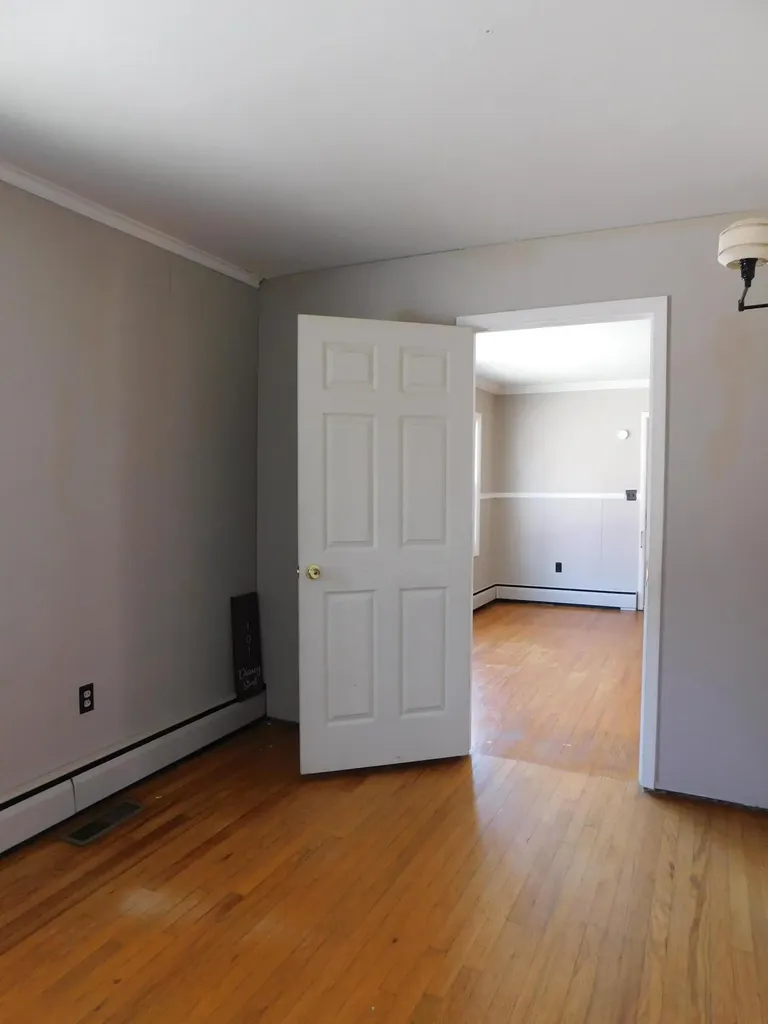 101 Dizney Evarts KY 40828