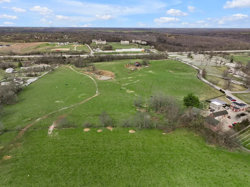 7100 Old Danville Road Nicholasville KY 40356