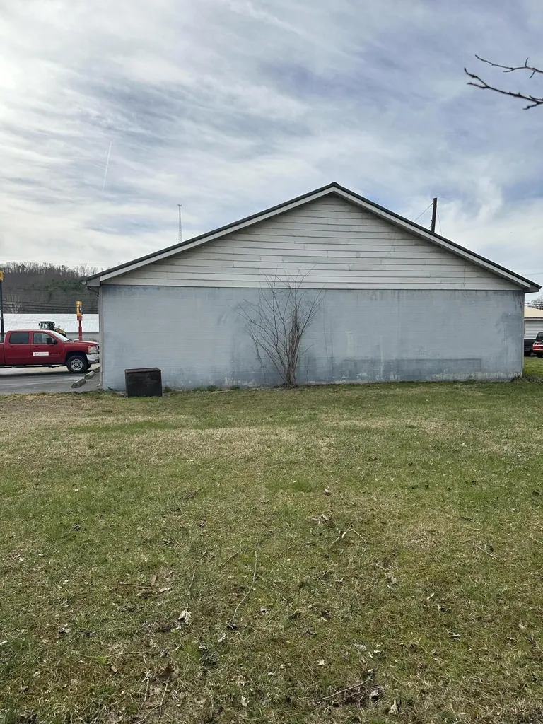 2201 S Main Street Corbin KY 40701