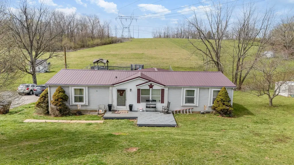 374 N Middletown Road Winchester KY 40391
