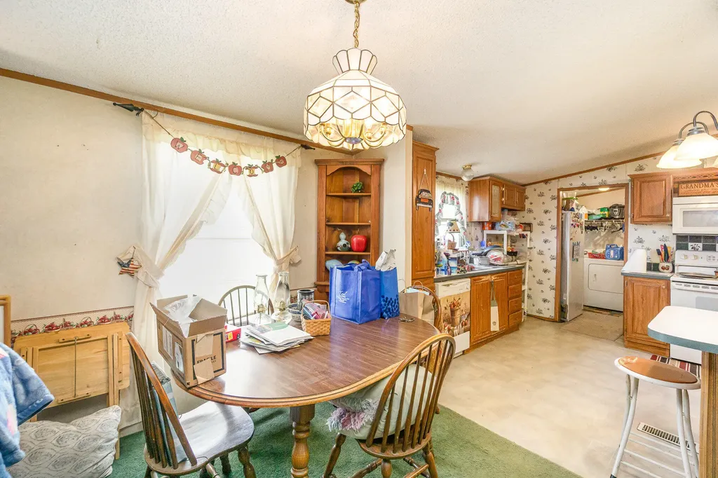 360 N Middletown Road Winchester KY 40391