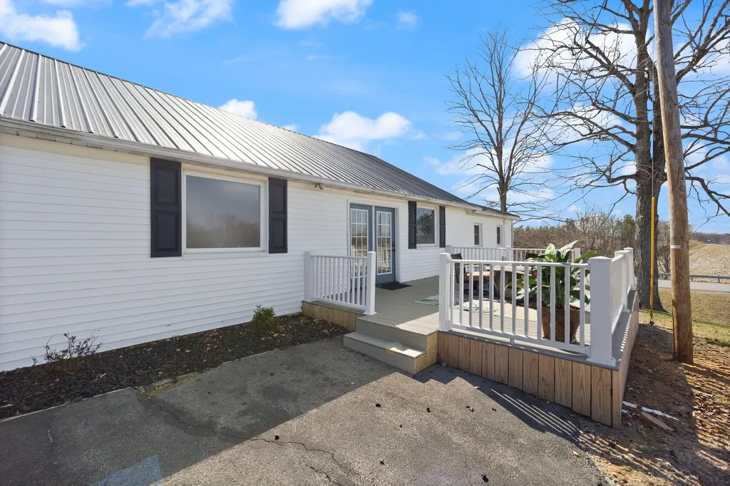 65 Wooldridge Road Jamestown KY 42629