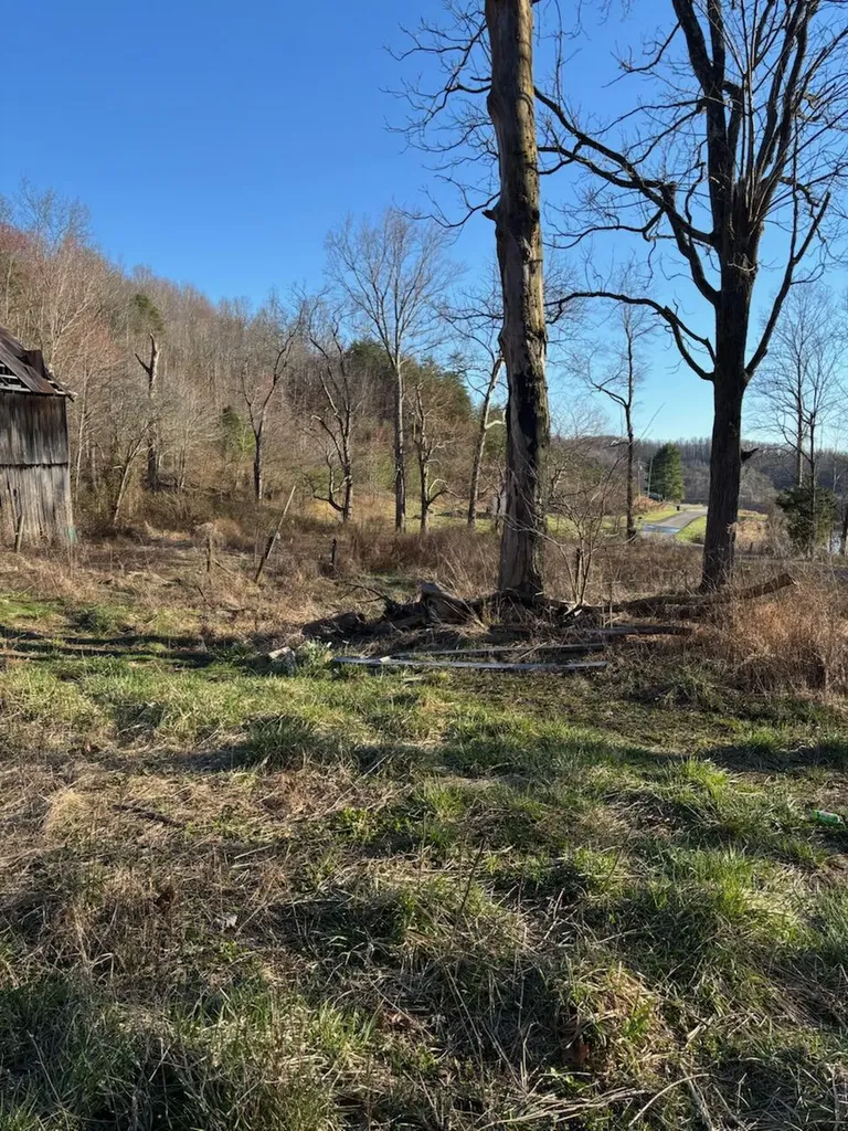 1830 Taylor School Road London KY 40741