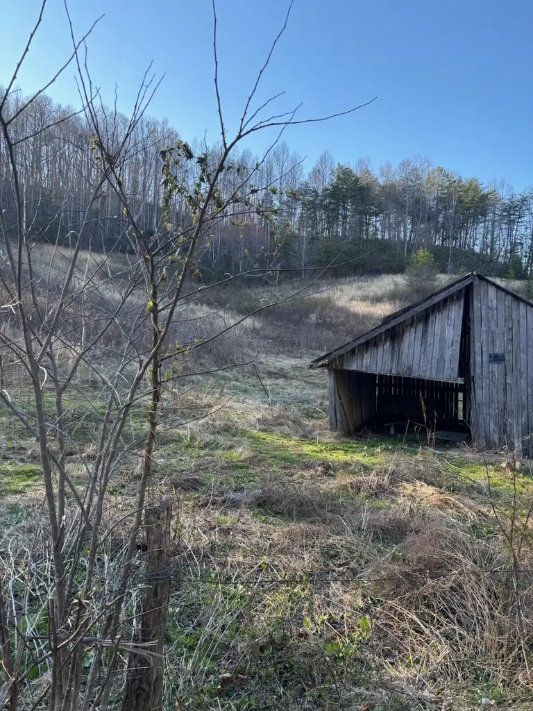 1830 Taylor School Road London KY 40741