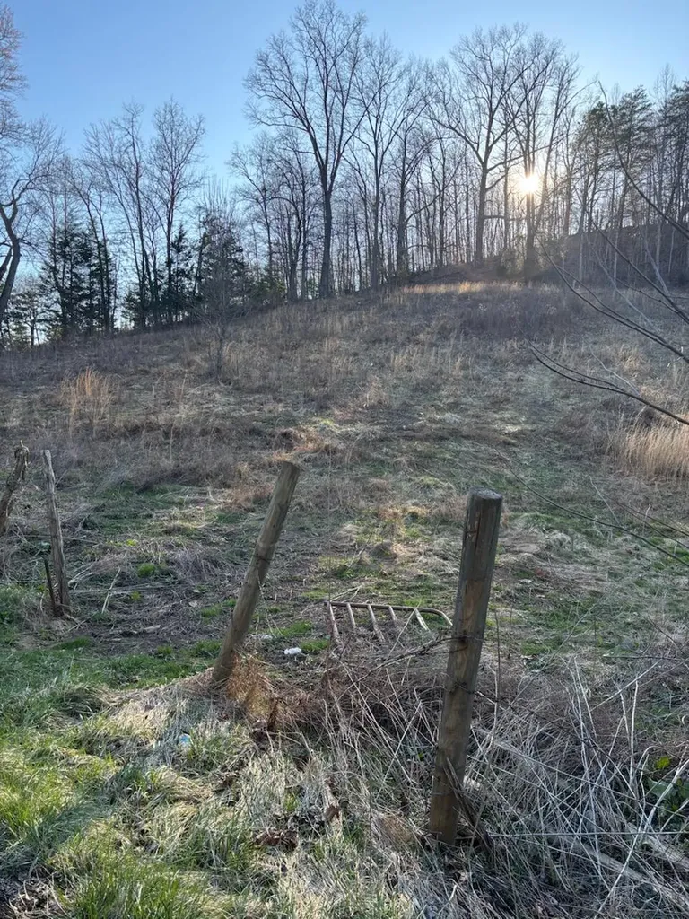 1830 Taylor School Road London KY 40741