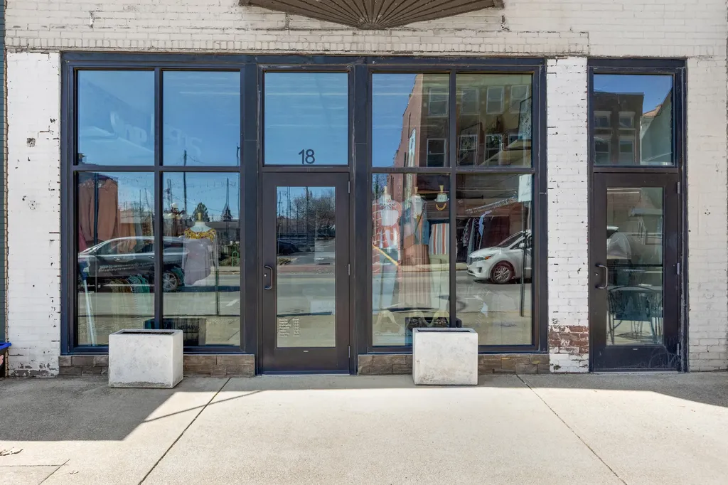18 N Main Street Winchester KY 40391