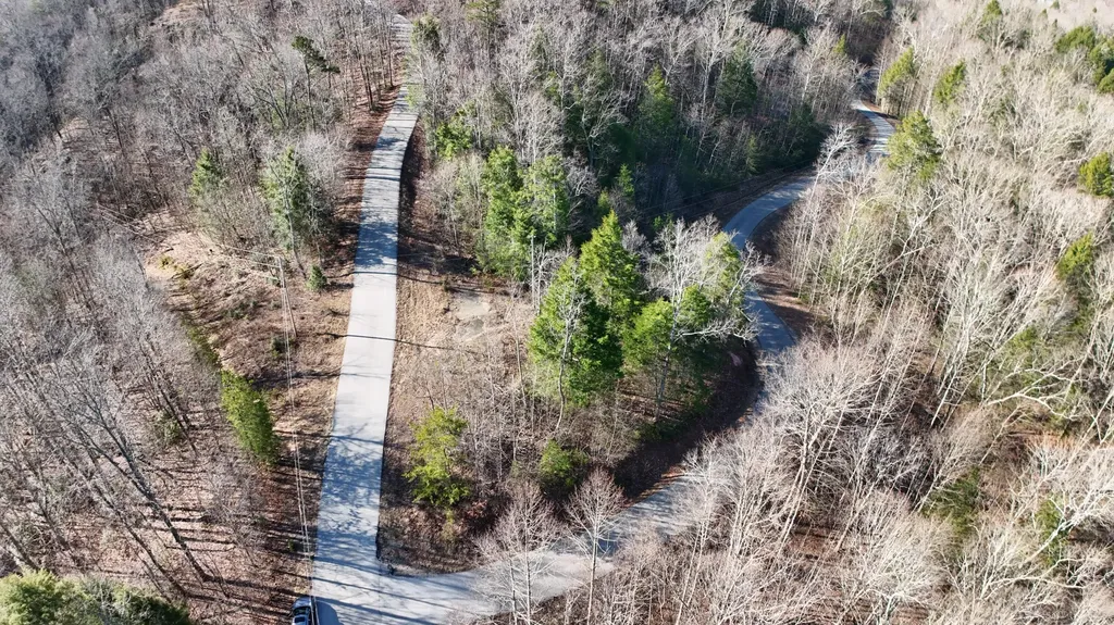 Lot 9 Loki Pass London KY 40741