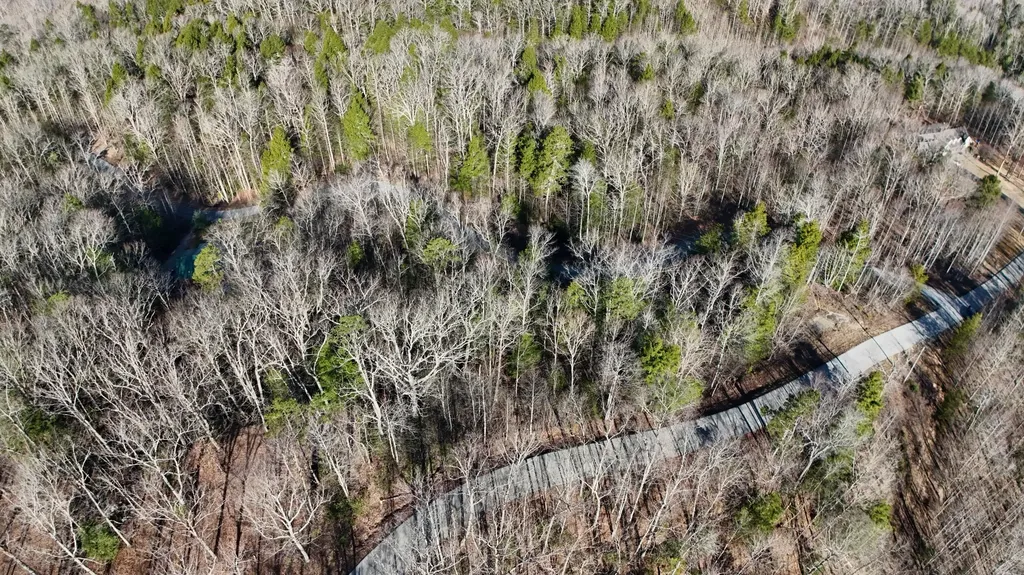 Lot 9 Loki Pass London KY 40741