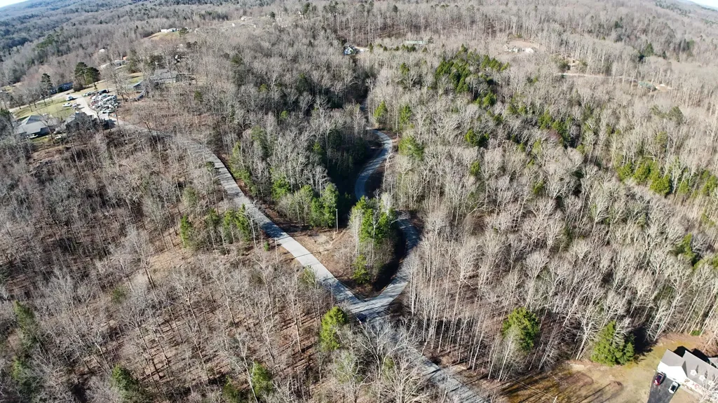 Lot 9 Loki Pass London KY 40741