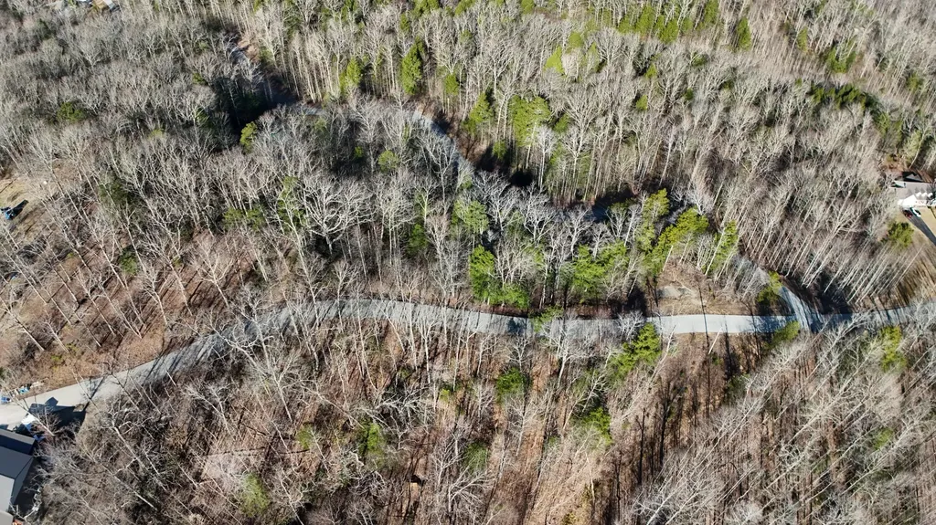 Lot 9 Loki Pass London KY 40741