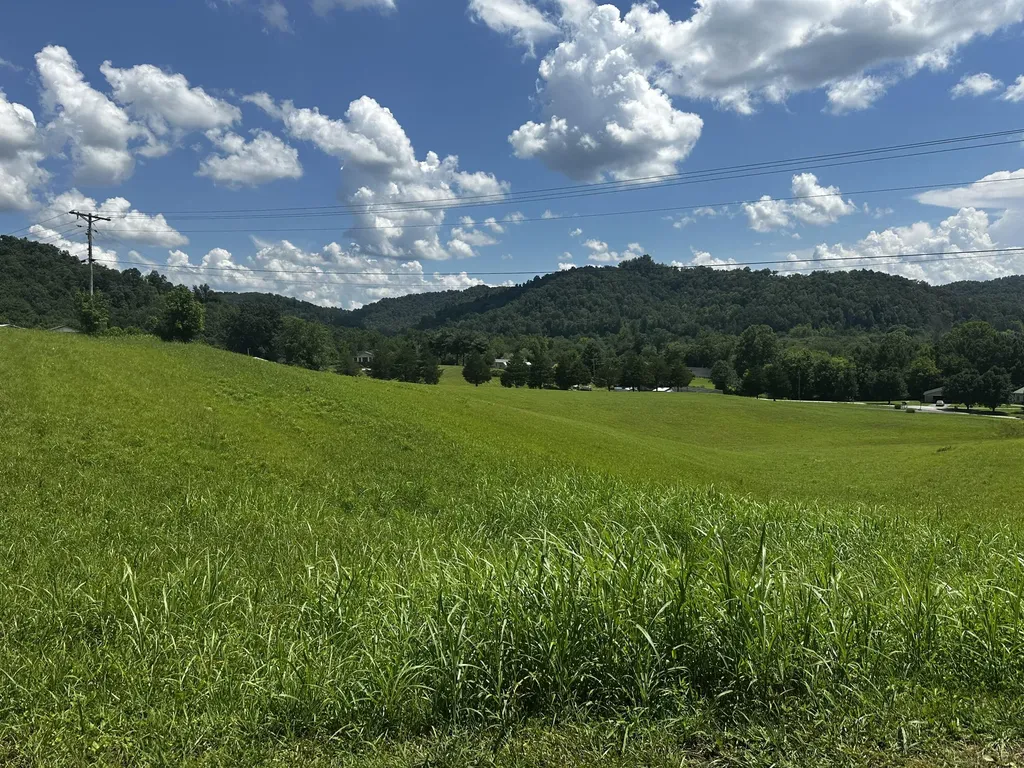 9999 Old Farm Road Cannon KY 40923