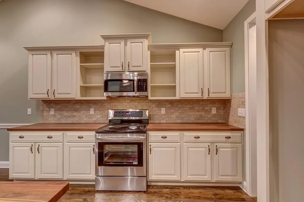 112 Desha Drive Cynthiana KY 41031