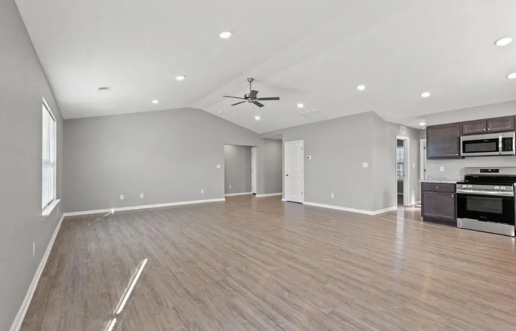6085 Arbor Wds Way Richmond KY 40475
