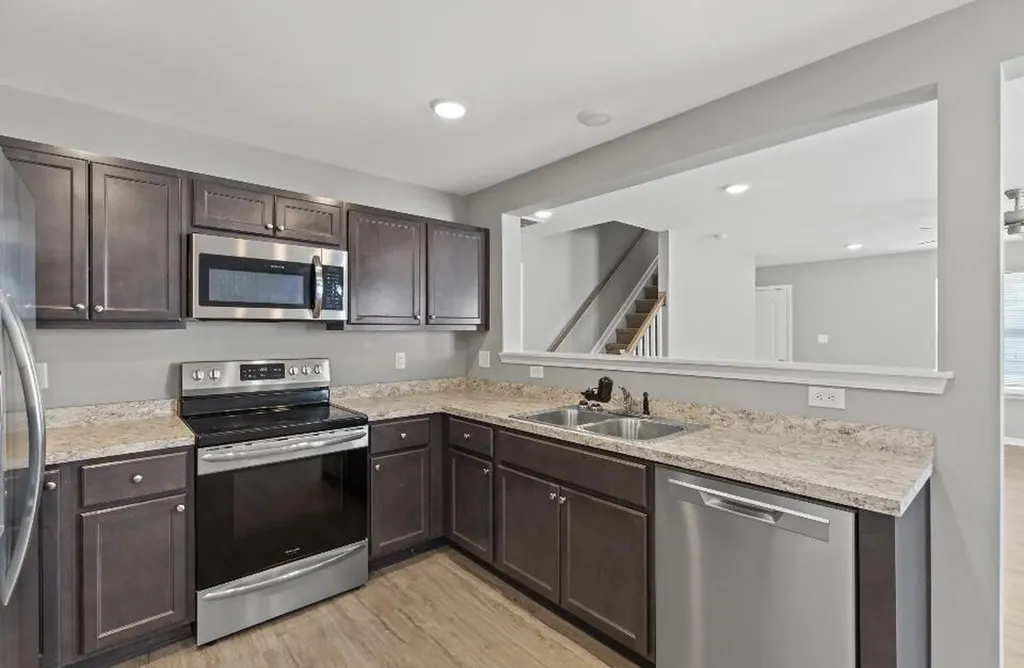 6064 Arbor Wds Way Richmond KY 40475