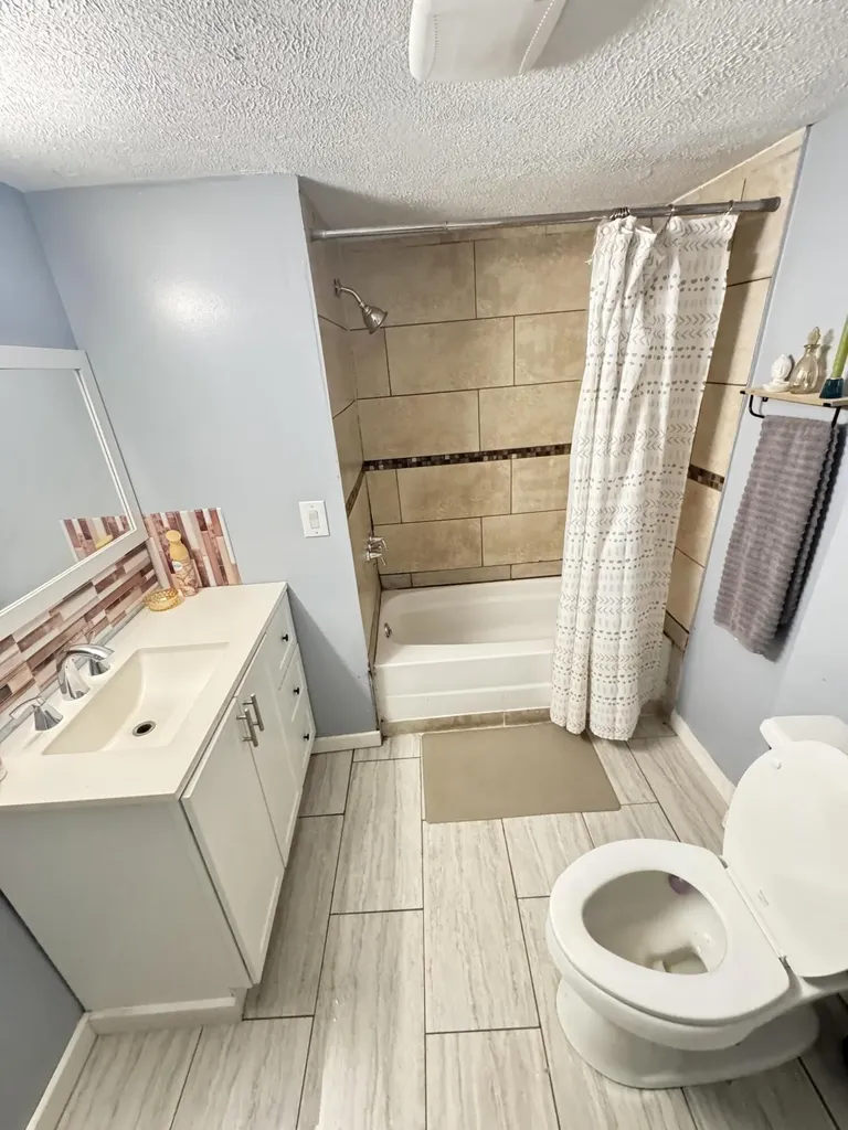 77 Royal Lane Somerset KY 42501