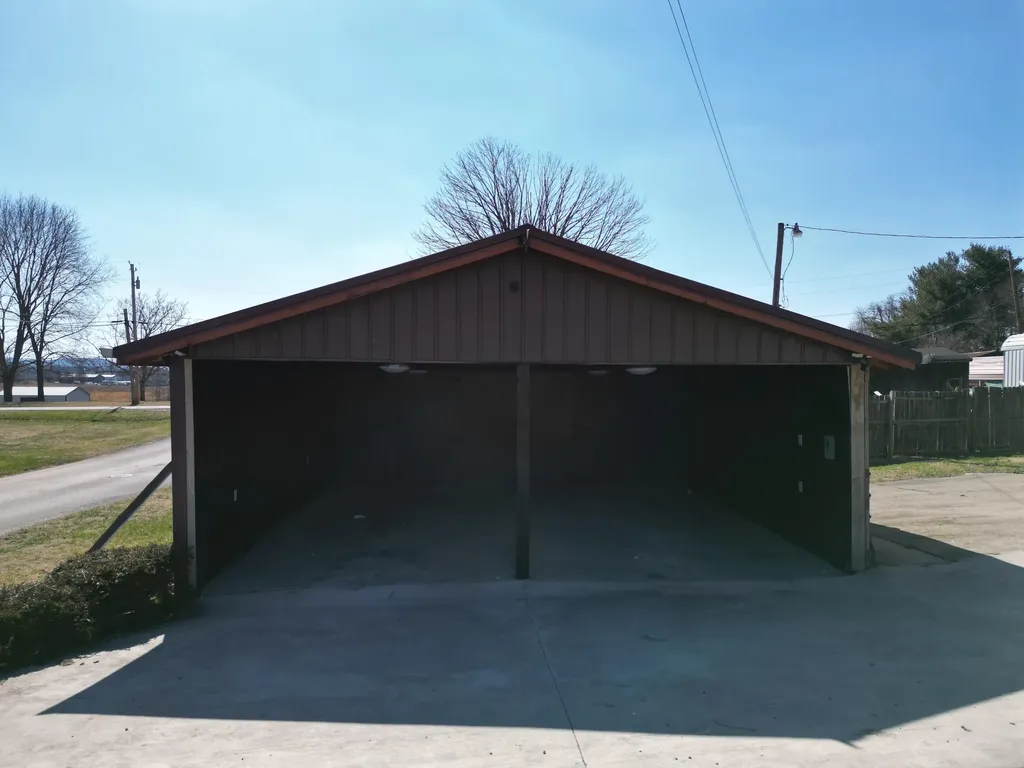 77 Royal Lane Somerset KY 42501