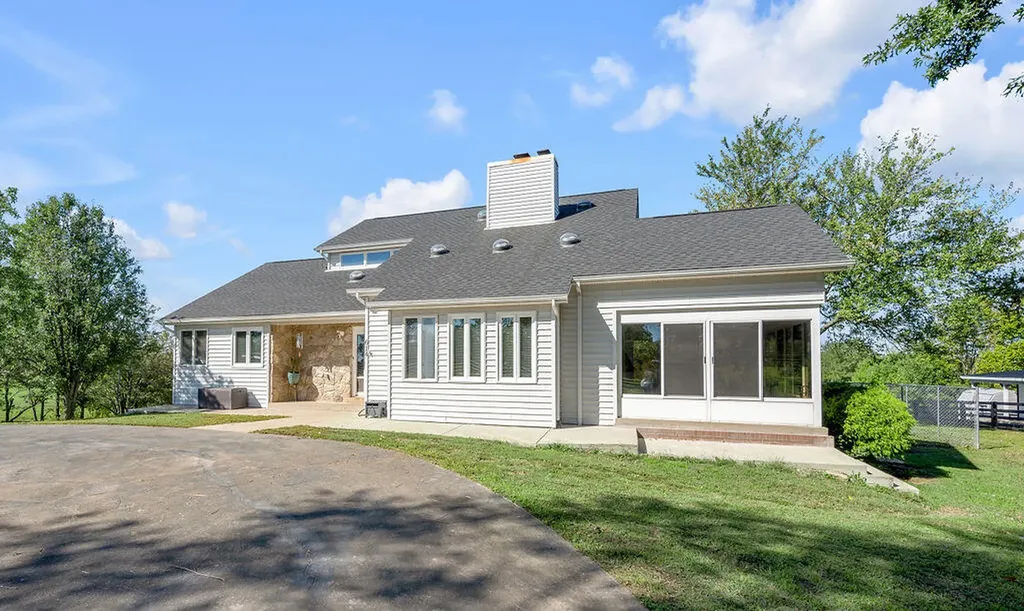 614 Mule Shed Lane Richmond KY 40475