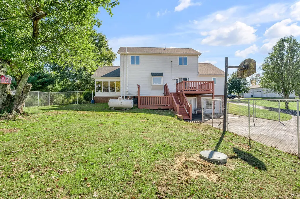 614 Mule Shed Lane Richmond KY 40475