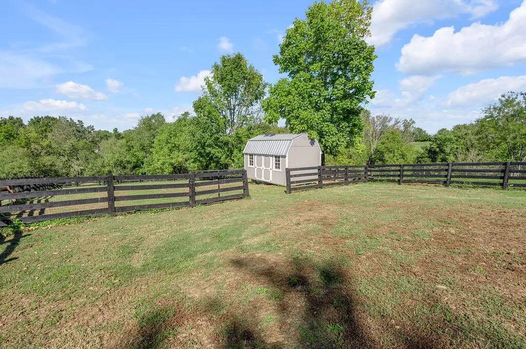 614 Mule Shed Lane Richmond KY 40475